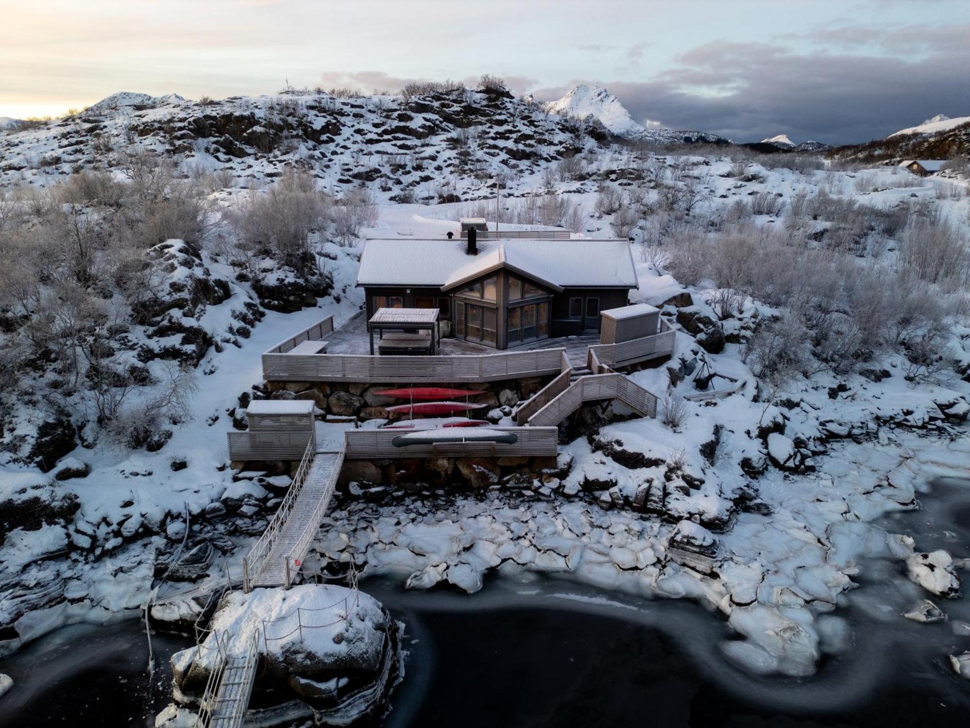 Vikran Seaside Lodge Straumsjoen 외부 사진